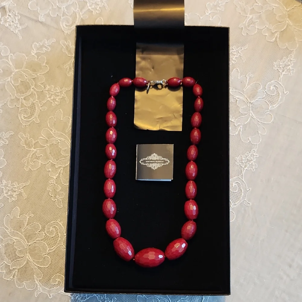 GASTINEAU GLAMOUR Red Beaded Necklace